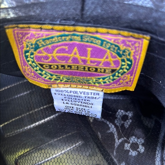 Elegant Black Women's Hat - Picture 2 of 4